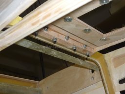 Towing hook (40)